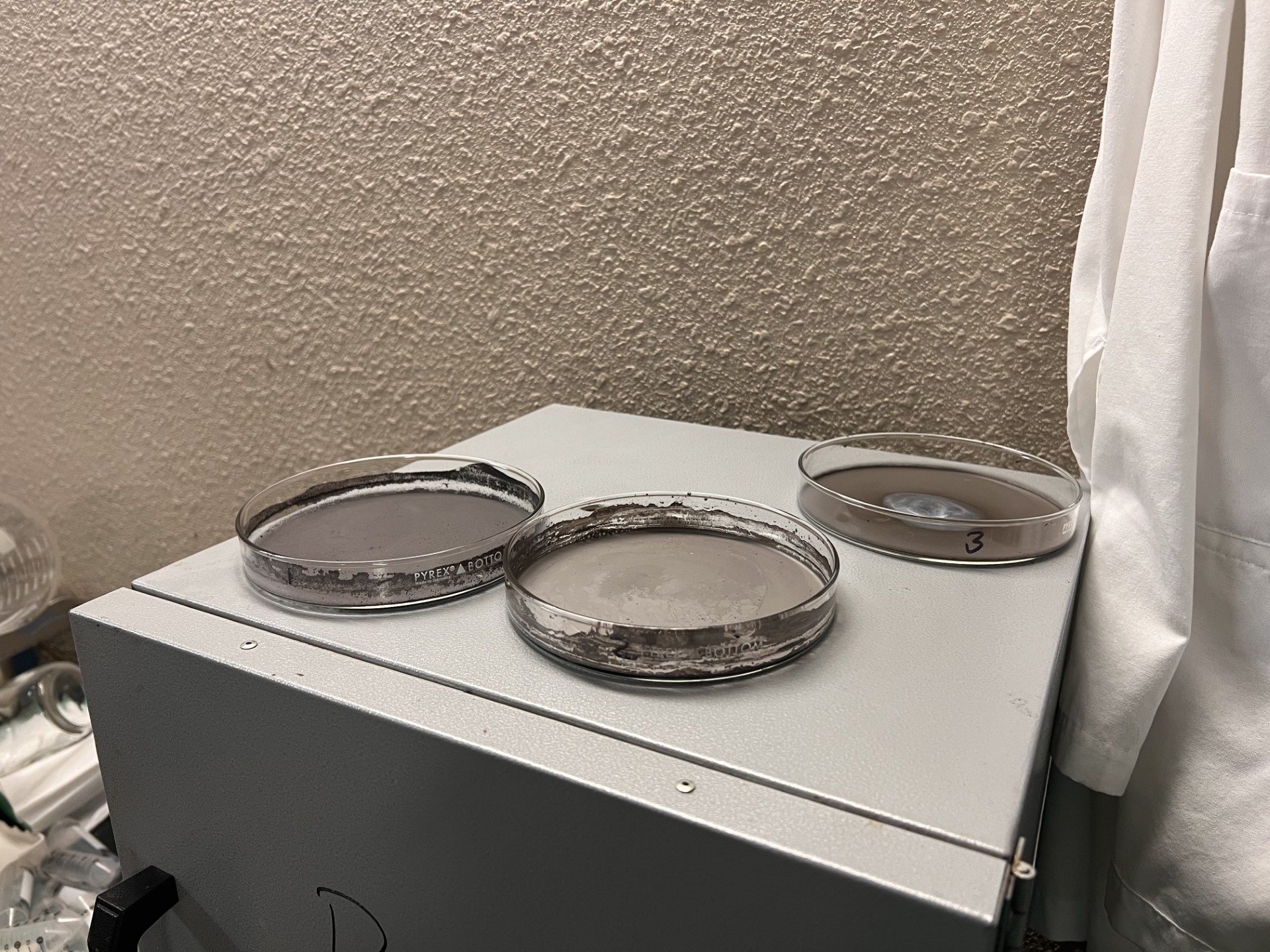 Tribology research: PAO/ionic liquid with graphene-oxide additive
